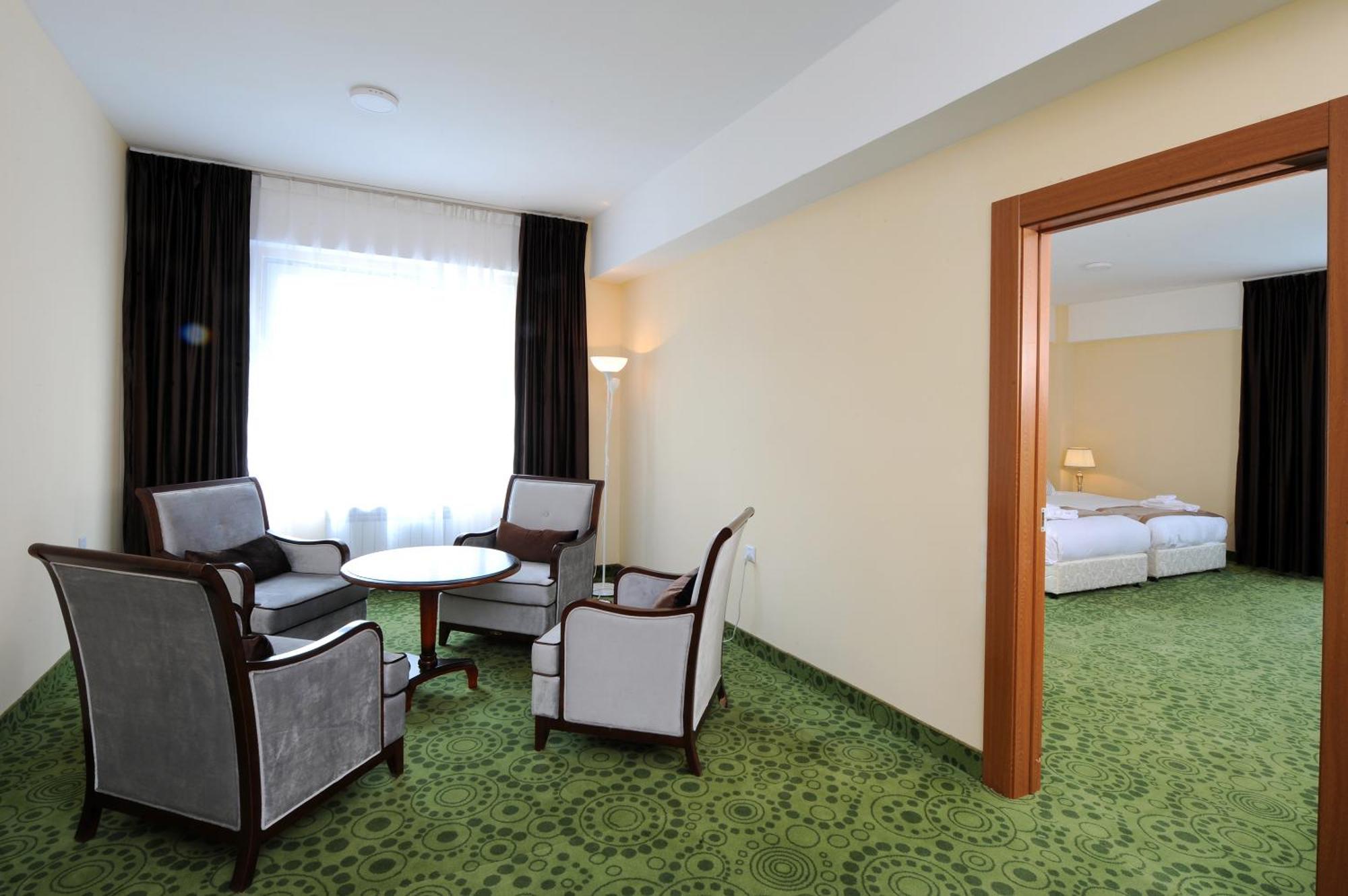 Alpha Hotel Ulaanbaatar Ngoại thất bức ảnh