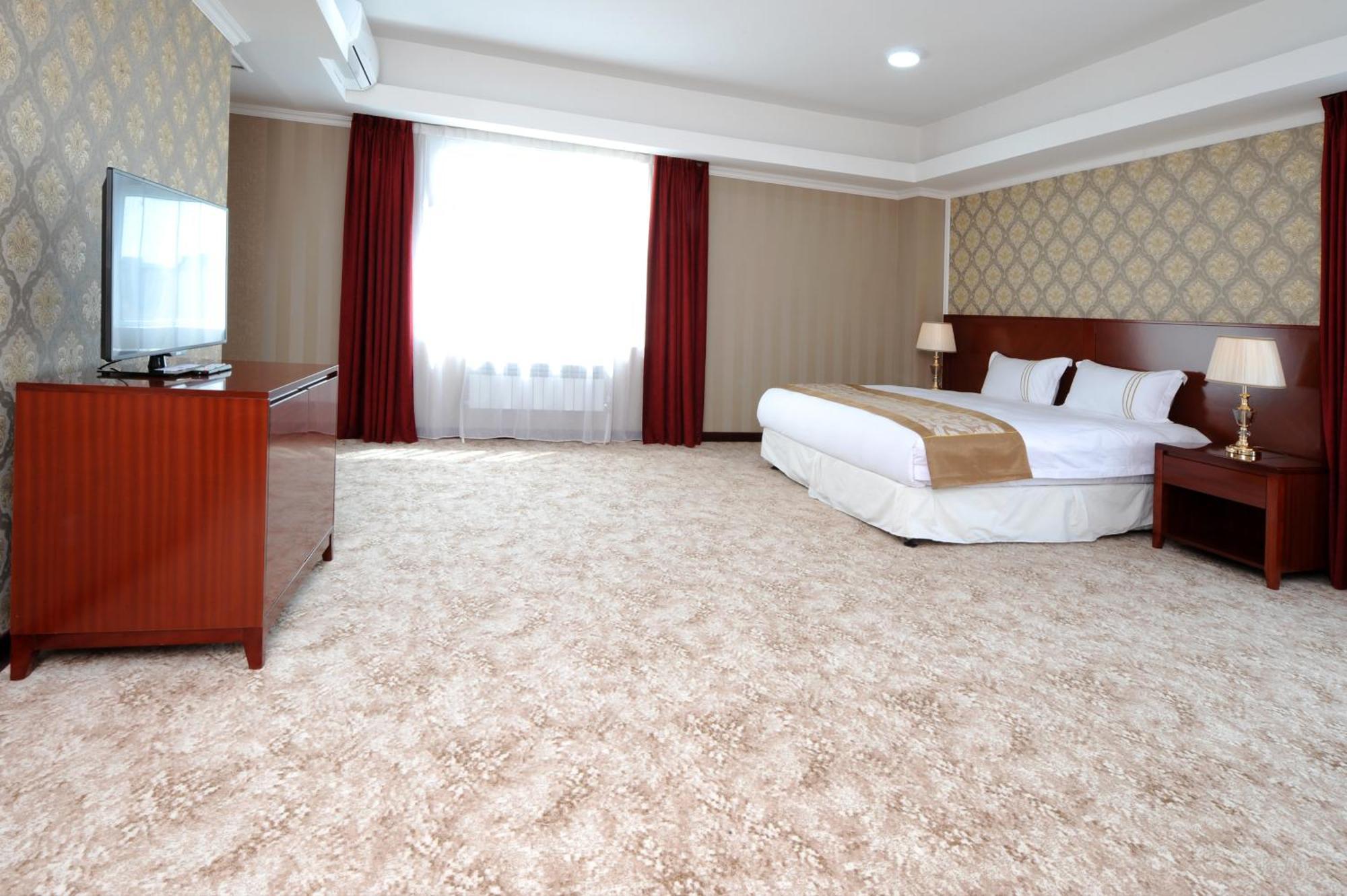 Alpha Hotel Ulaanbaatar Ngoại thất bức ảnh