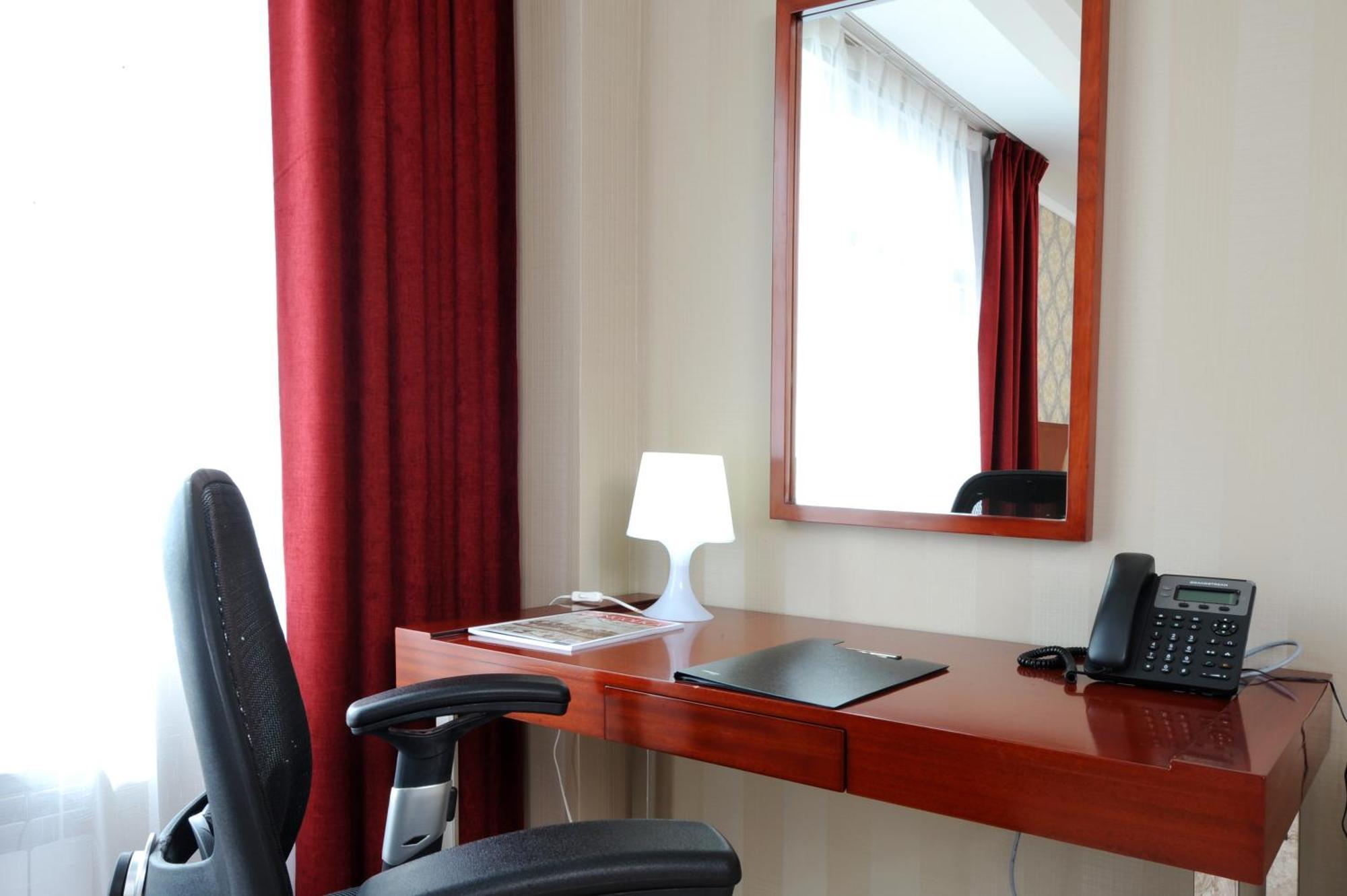 Alpha Hotel Ulaanbaatar Ngoại thất bức ảnh
