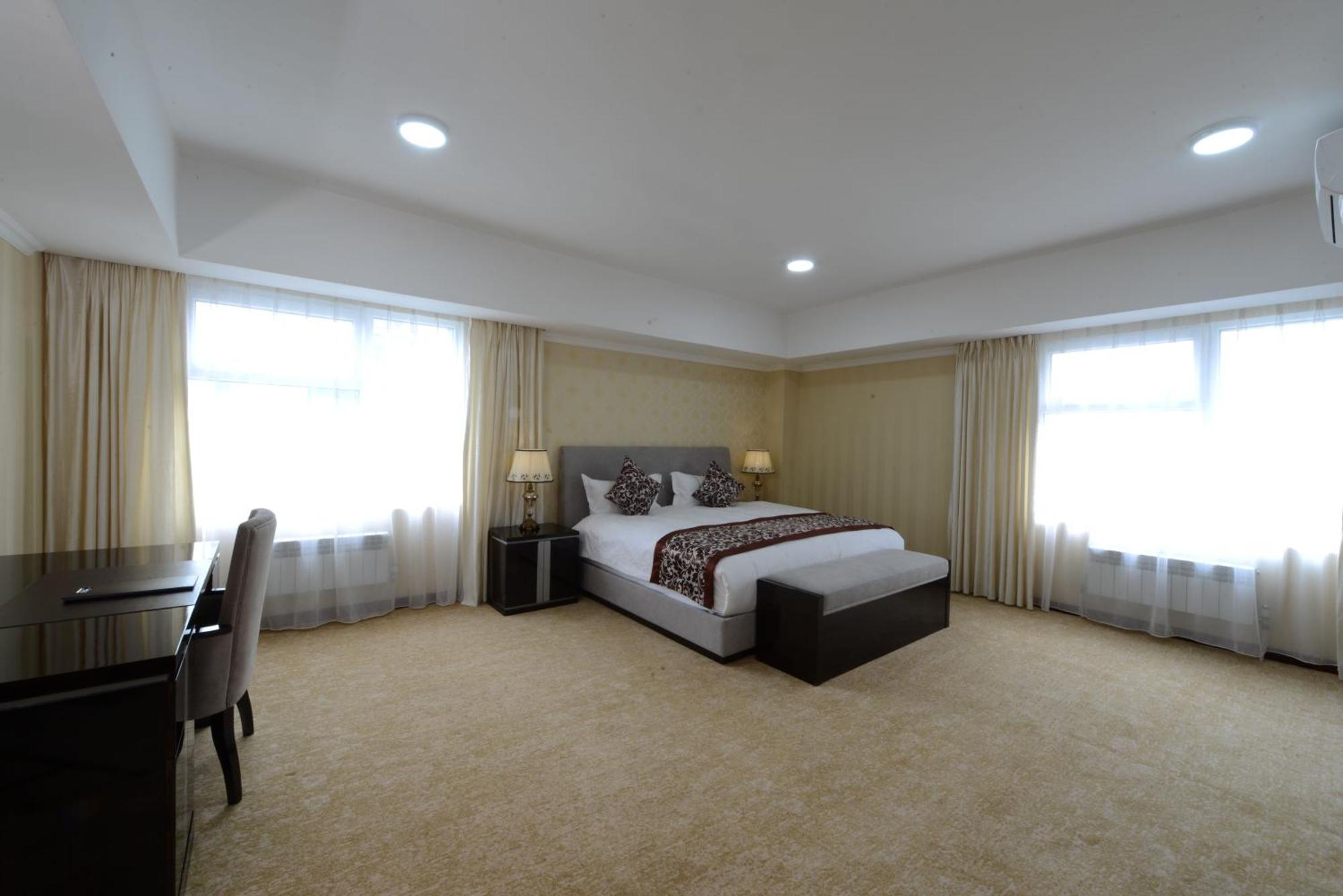 Alpha Hotel Ulaanbaatar Ngoại thất bức ảnh