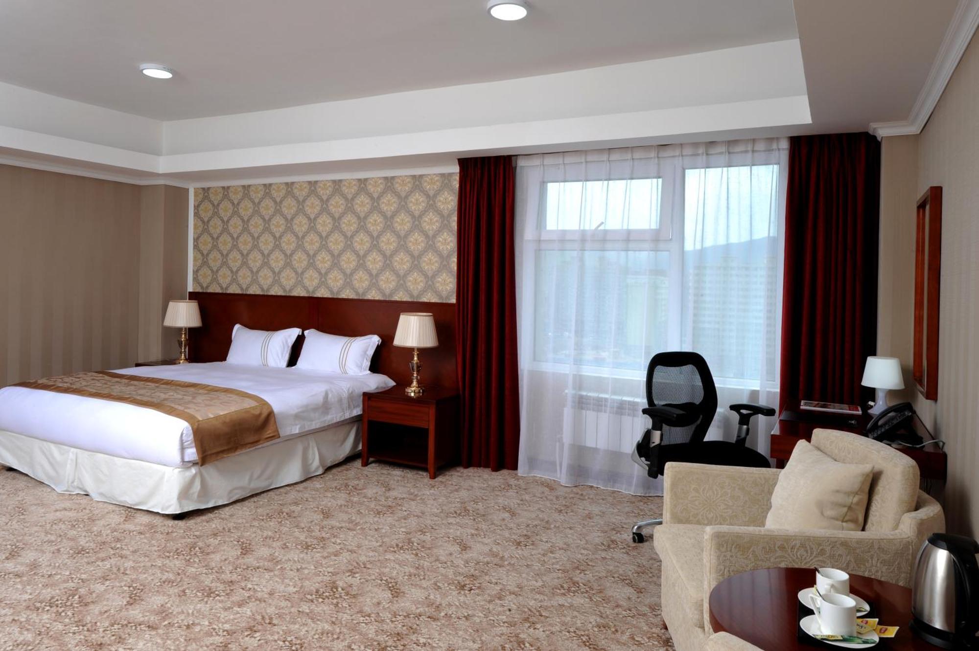 Alpha Hotel Ulaanbaatar Ngoại thất bức ảnh