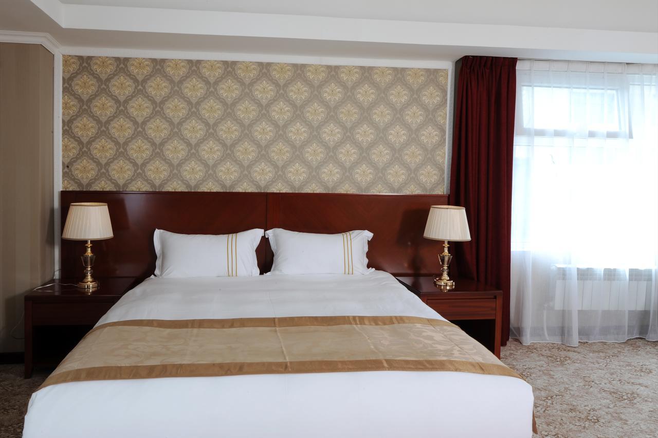 Alpha Hotel Ulaanbaatar Ngoại thất bức ảnh